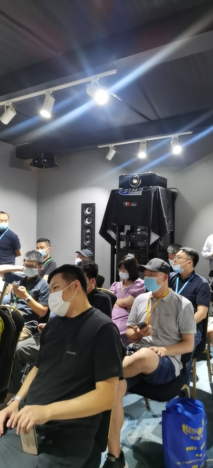 疫情下的广州国际唱片展,没来的朋友,欢迎关注公众号内容! 疫情下的广州国际唱片展,没来的朋友,欢迎关注公众号内容!